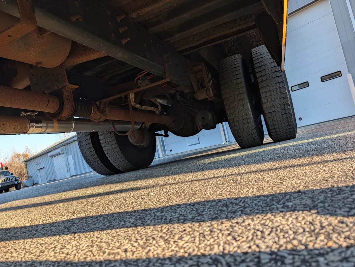 2012 Blue Bird Vision 72P - Thumbnail 13 2012 Blue Bird Vision 72P - Thumbnail 13