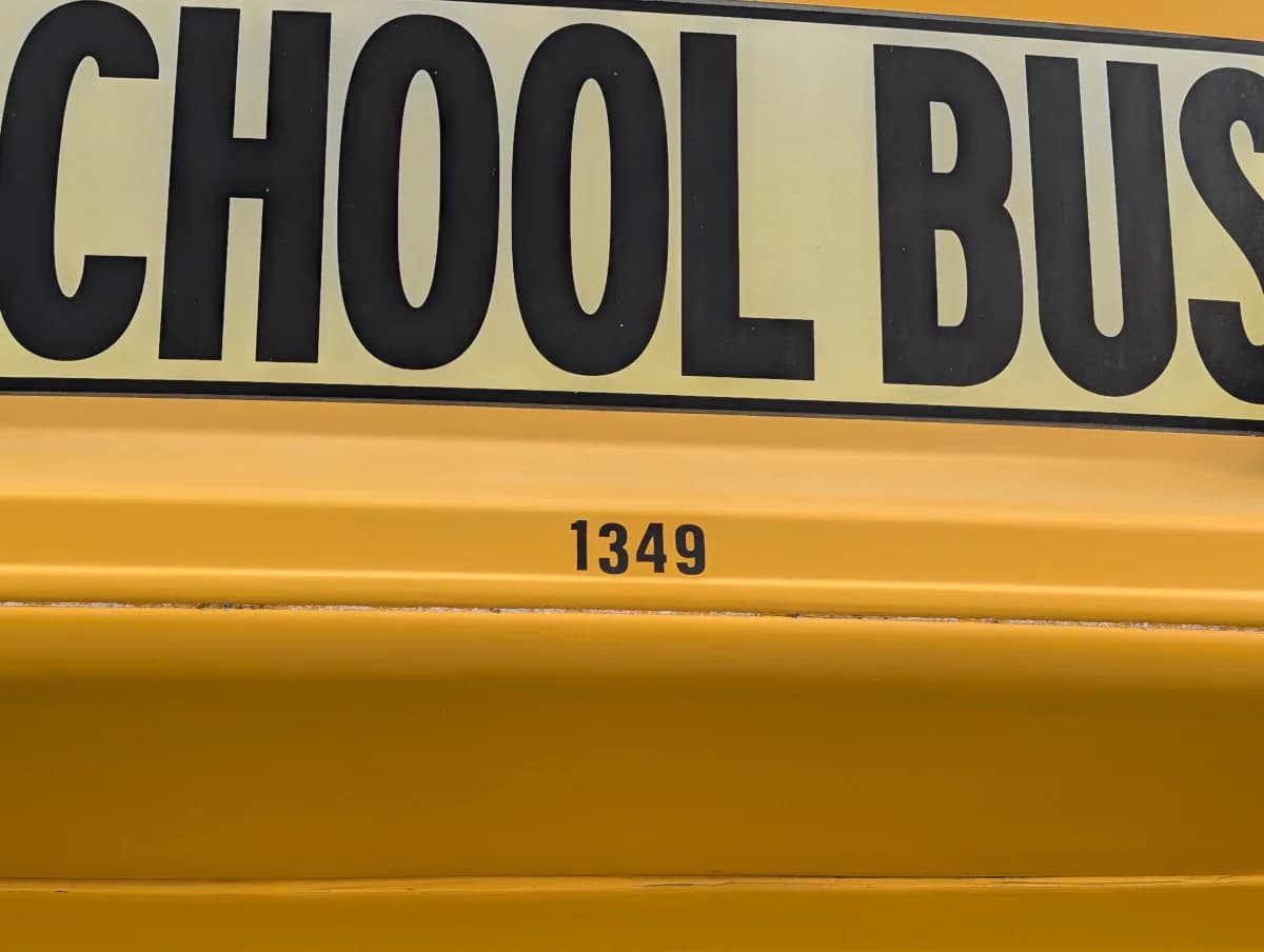 2013 Chevrolet MicroBird 28P AC - Thumbnail 23 2013 Chevrolet MicroBird 28P AC - Thumbnail 23