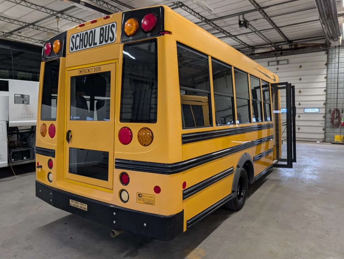 2013 Chevrolet MicroBird 28P AC - Thumbnail 18 2013 Chevrolet MicroBird 28P AC - Thumbnail 18