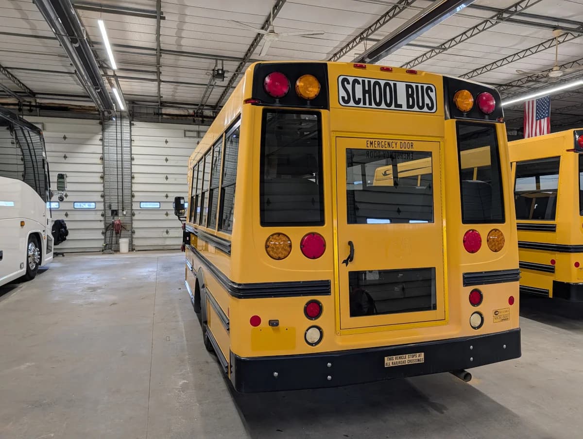 2013 Chevrolet MicroBird 28P AC - Thumbnail 20 2013 Chevrolet MicroBird 28P AC - Thumbnail 20