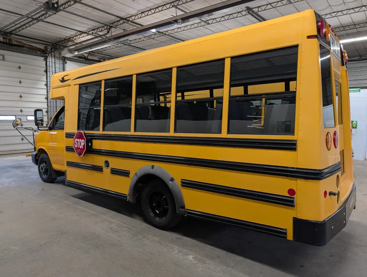 2013 Chevrolet MicroBird 28P AC - Thumbnail 21 2013 Chevrolet MicroBird 28P AC - Thumbnail 21