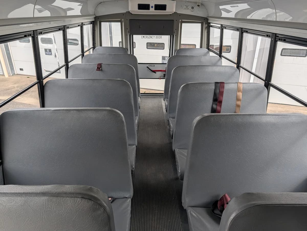 2013 Chevrolet MicroBird 28P AC - Thumbnail 7 2013 Chevrolet MicroBird 28P AC - Thumbnail 7