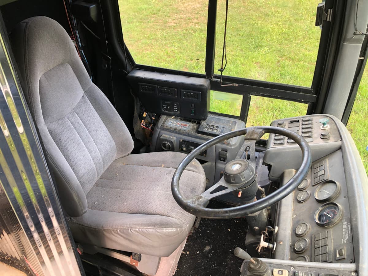 1997 Dina Viaggio Party Bus - Thumbnail 4 1997 Dina Viaggio Party Bus - Thumbnail 4