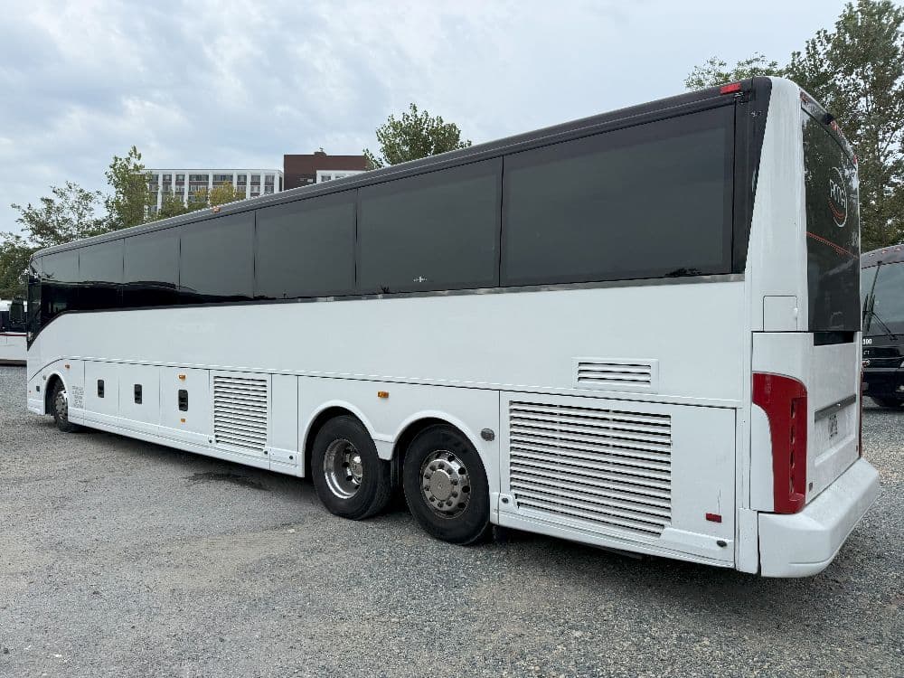 2016 Van Hool CX45 - Thumbnail 4 2016 Van Hool CX45 - Thumbnail 4