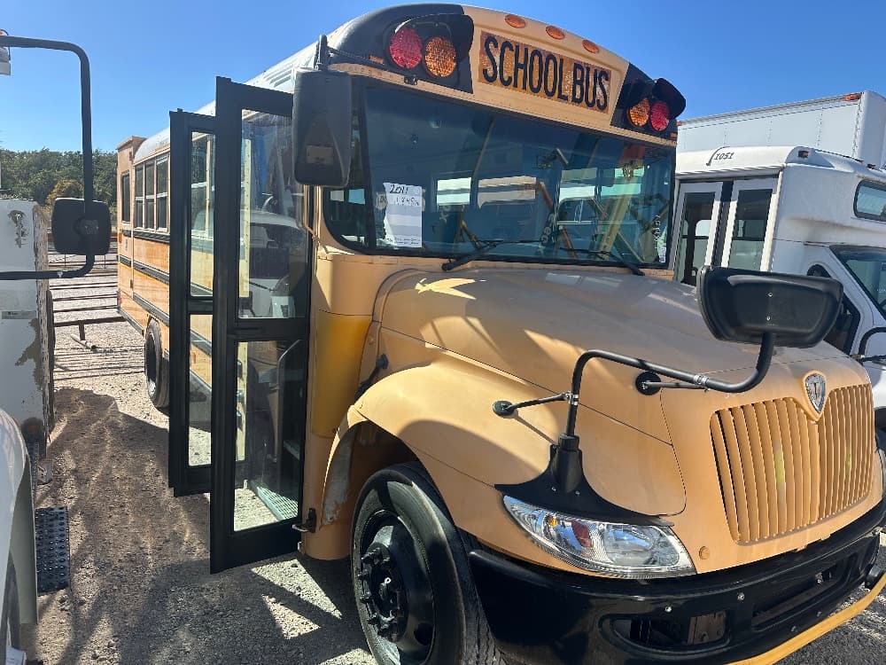 2011 International 265275 bus 2011 International 265275 bus