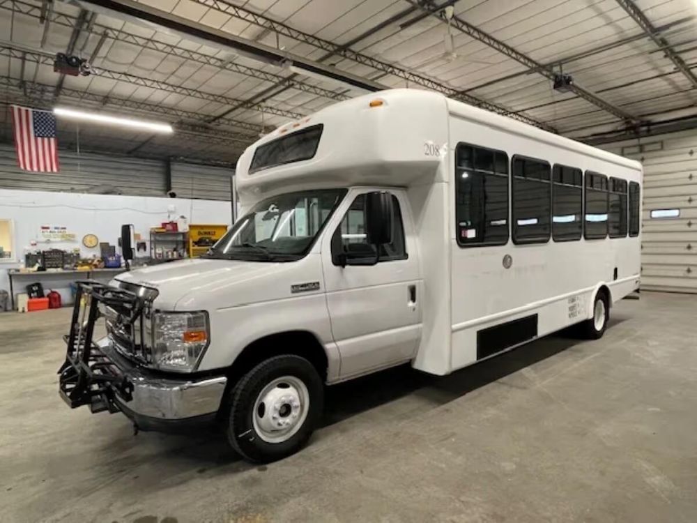 Shuttle Bus Financing Guide for Transportation Operators